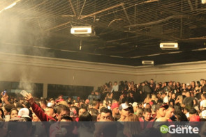 Confiram as fotos do show do funkeiro Jerry Smith em Dourados