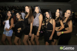 Confiram as fotos do show do funkeiro Jerry Smith em Dourados