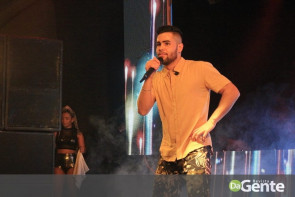 Confiram as fotos do show do funkeiro Jerry Smith em Dourados