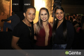 Confiram as fotos do show do funkeiro Jerry Smith em Dourados