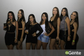 Confiram as fotos do show do funkeiro Jerry Smith em Dourados