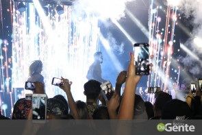 Confiram as fotos do show do funkeiro Jerry Smith em Dourados