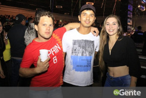 Confiram as fotos do show do funkeiro Jerry Smith em Dourados