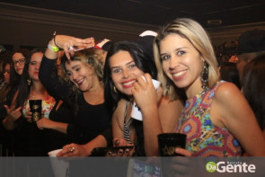 Confiram as fotos do show do funkeiro Jerry Smith em Dourados