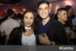 Confiram as fotos do show do funkeiro Jerry Smith em Dourados