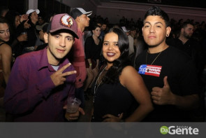 Confiram as fotos do show do funkeiro Jerry Smith em Dourados