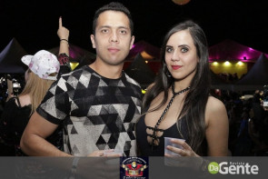 O Encontro foi marcado! Você foi? Veja os clicks (Crystal)