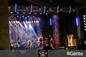 O Encontro foi marcado! Você foi? Veja os clicks (Crystal)