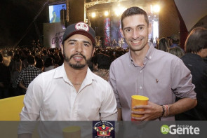 O Encontro foi marcado! Você foi? Veja os clicks (Crystal)