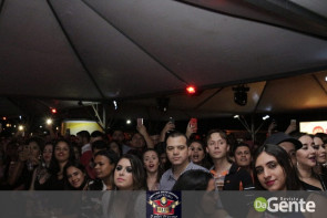 O Encontro foi marcado! Você foi? Veja os clicks (Crystal)