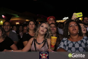 O Encontro foi marcado! Você foi? Veja os clicks (Crystal)