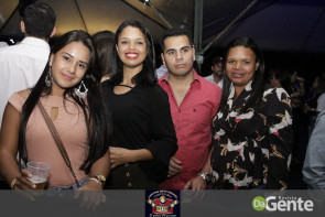 O Encontro foi marcado! Você foi? Veja os clicks (Crystal)