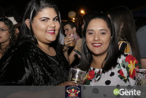 O Encontro foi marcado! Você foi? Veja os clicks (Crystal)