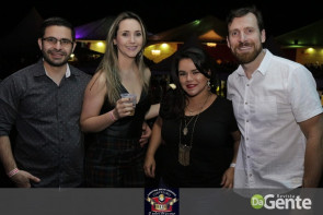 O Encontro foi marcado! Você foi? Veja os clicks (Crystal)