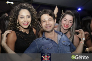 O Encontro foi marcado! Você foi? Veja os clicks (Crystal)