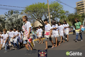 Confiram as fotos do Desfile Cívico de Dourados