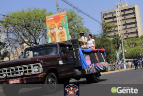 Confiram as fotos do Desfile Cívico de Dourados