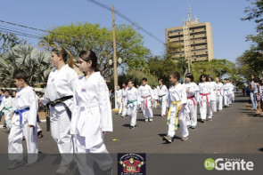 Confiram as fotos do Desfile Cívico de Dourados