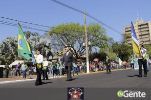 Confiram as fotos do Desfile Cívico de Dourados