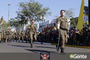 Confiram as fotos do Desfile Cívico de Dourados