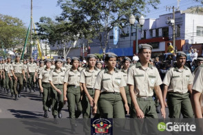 Confiram as fotos do Desfile Cívico de Dourados