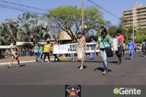 Confiram as fotos do Desfile Cívico de Dourados