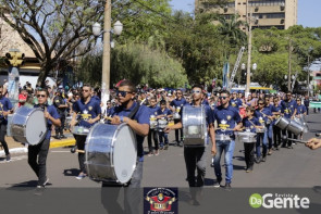 Confiram as fotos do Desfile Cívico de Dourados
