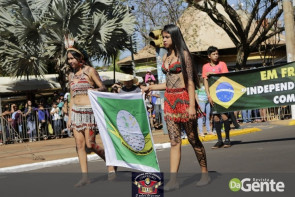 Confiram as fotos do Desfile Cívico de Dourados