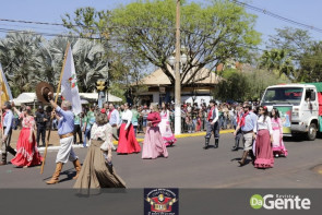 Confiram as fotos do Desfile Cívico de Dourados