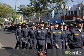 Confiram as fotos do Desfile Cívico de Dourados