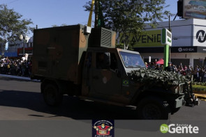 Confiram as fotos do Desfile Cívico de Dourados