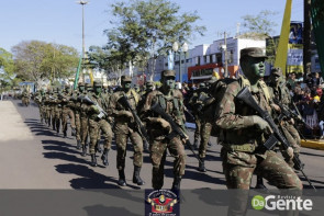 Confiram as fotos do Desfile Cívico de Dourados