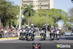 Confiram as fotos do Desfile Cívico de Dourados