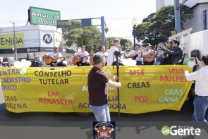 Confiram as fotos do Desfile Cívico de Dourados