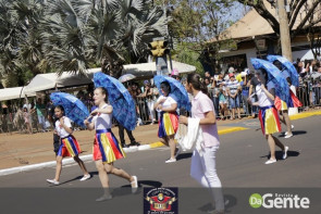 Confiram as fotos do Desfile Cívico de Dourados