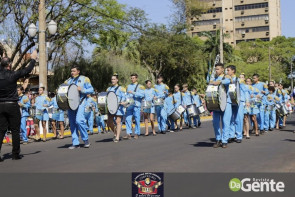 Confiram as fotos do Desfile Cívico de Dourados