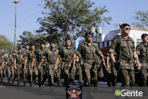 Confiram as fotos do Desfile Cívico de Dourados