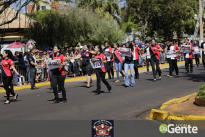 Confiram as fotos do Desfile Cívico de Dourados