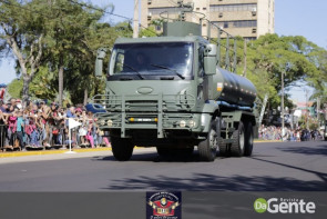 Confiram as fotos do Desfile Cívico de Dourados