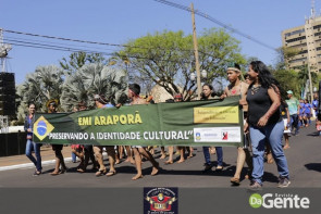 Confiram as fotos do Desfile Cívico de Dourados