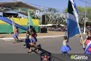 Confiram as fotos do Desfile Cívico de Dourados