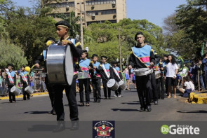 Confiram as fotos do Desfile Cívico de Dourados