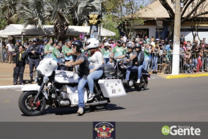 Confiram as fotos do Desfile Cívico de Dourados