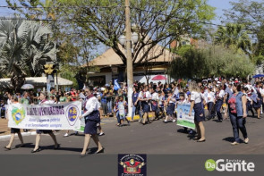 Confiram as fotos do Desfile Cívico de Dourados