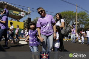 Confiram as fotos do Desfile Cívico de Dourados