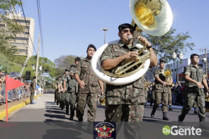Confiram as fotos do Desfile Cívico de Dourados