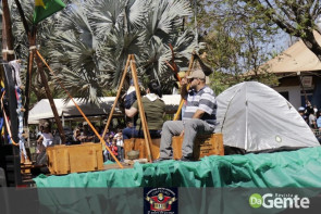 Confiram as fotos do Desfile Cívico de Dourados