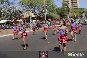Confiram as fotos do Desfile Cívico de Dourados