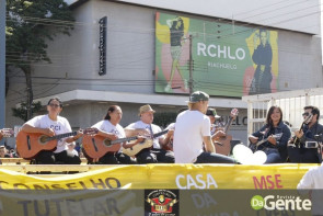 Confiram as fotos do Desfile Cívico de Dourados