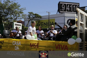 Confiram as fotos do Desfile Cívico de Dourados